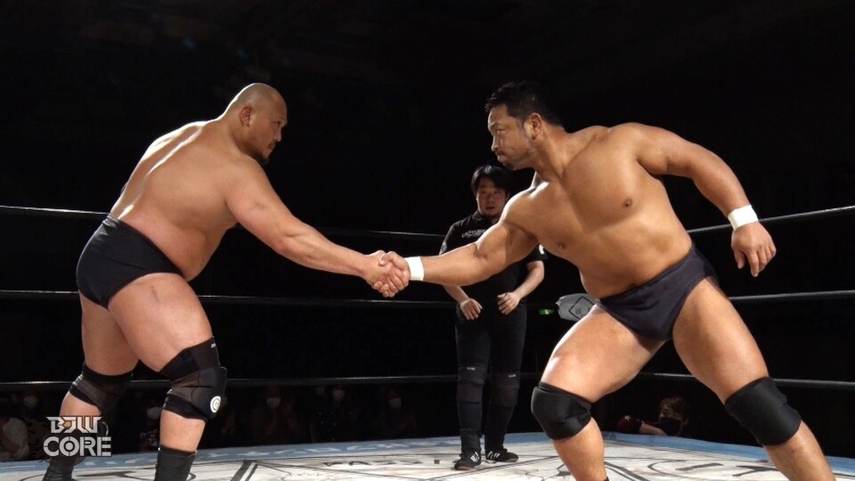 05【BJW認定世界ストロングヘビー級選手権試合】(C)岡林裕二 vs 関本大介